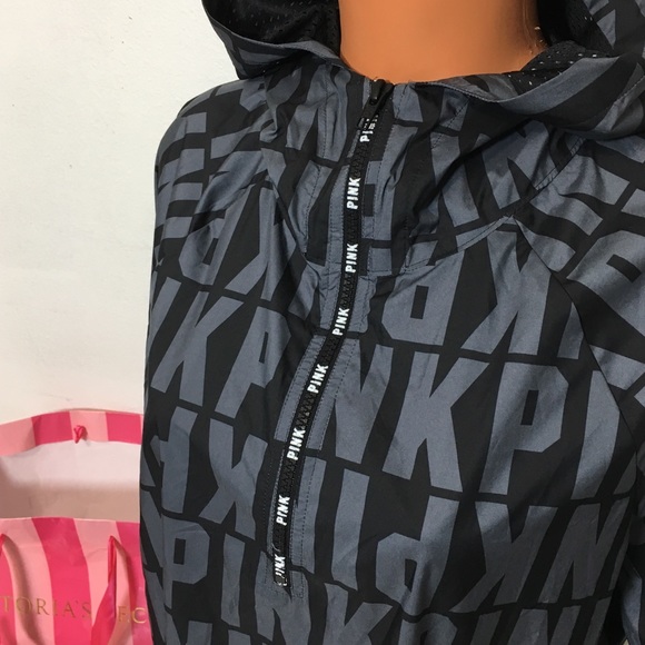 ⚠️2 LEFT⚠️NEW PINK VS LOGO HALF ZIP ANORAK HOODED - Picture 5 of 5